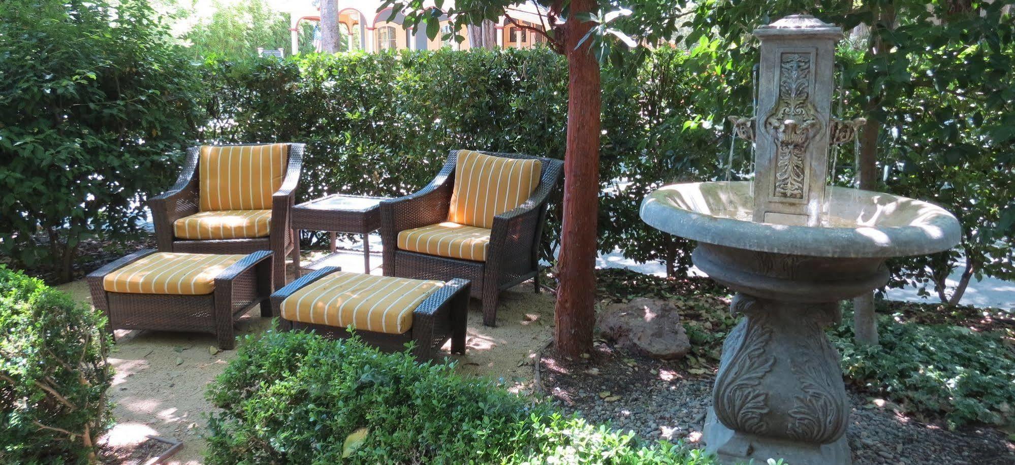 Cottage Grove Inn Калистога Екстериор снимка